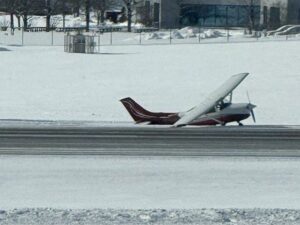 Small plane slides off the runway while landing at Ottawa airport